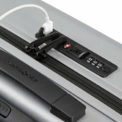 Samsonite Quadrix 4 Wheel Cabin Suitcase - 55cm -Luggage Store 138274 1776 QUADRIX SPINNER 5520 TECH CONNECTION 20140.1692269207