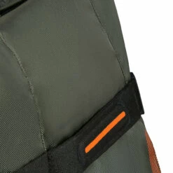 American Tourister Urban Track Wheeled Duffle L - 79cm -Luggage Store 143165 3457 URBAN TRACK DUFFLEWH L FRONT HANDLE 12230.1655460937