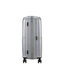 American Tourister Geopop 4 Wheel Medium Suitcase - 67cm -Luggage Store 147021 1546 GEOPOP SPINNER 6724 TSA SIDE 46839.1689321177