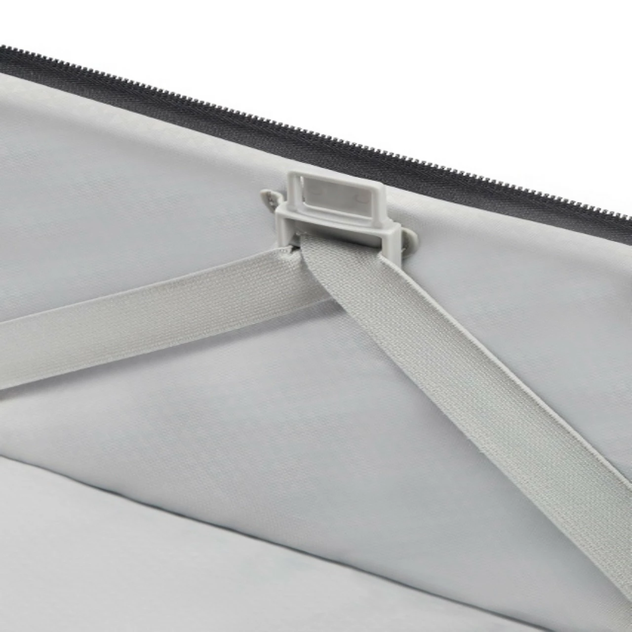 Samsonite Base Boost 4 Wheel Expandable Suitcase - 66cm 19 Samsonite Base Boost 4 Wheel Expandable Suitcase - 66cm - Image 19