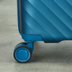 Rock Infinity 4 Wheel Cabin Suitcase - 54cm -Luggage Store 8 Wheel Spinner Suitcase Infinity Navy TR 0238 57418.1686819999