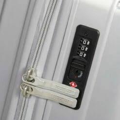 American Tourister Geopop 4 Wheel Medium Suitcase - 67cm -Luggage Store GEOPOP SPINNER TSA LOCK 1546 66548.1689321181