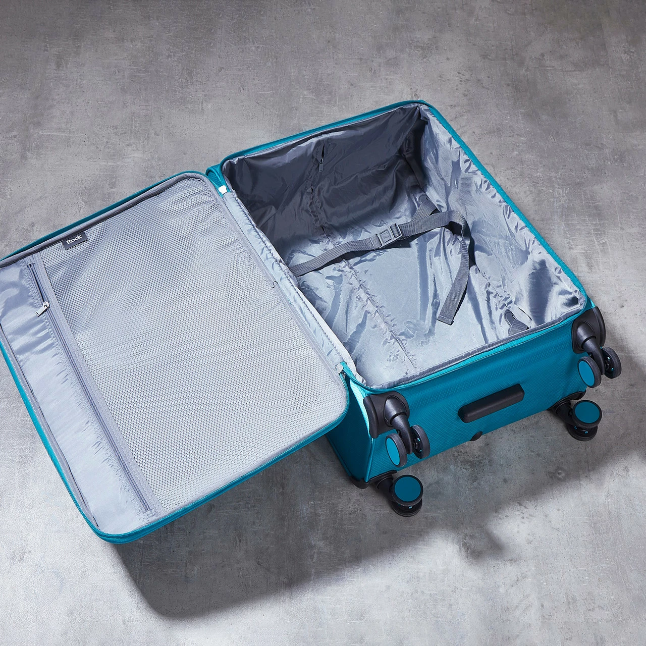 Rock Rocklite 4 Wheel Medium Suitcase - 68cm 15 Rock Rocklite 4 Wheel Medium Suitcase - 68cm - Image 15