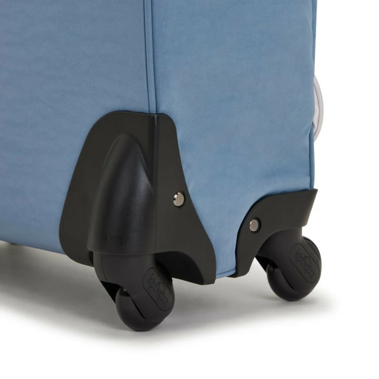 Kipling Darcey 4 Wheel Cabin Suitcase - 55cm 6 Kipling Darcey 4 Wheel Cabin Suitcase - 55cm - Image 6