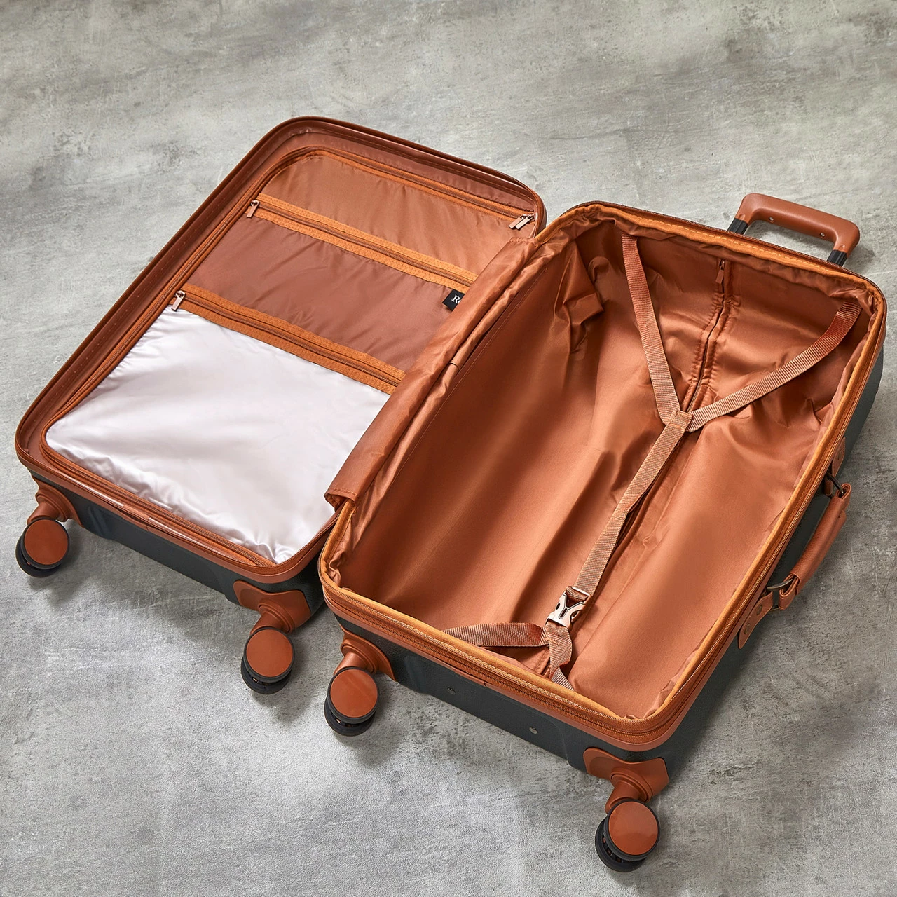 Rock Carnaby 4 Wheel Exp Cabin Suitcase - 56cm 13 Rock Carnaby 4 Wheel Exp Cabin Suitcase - 56cm - Image 13