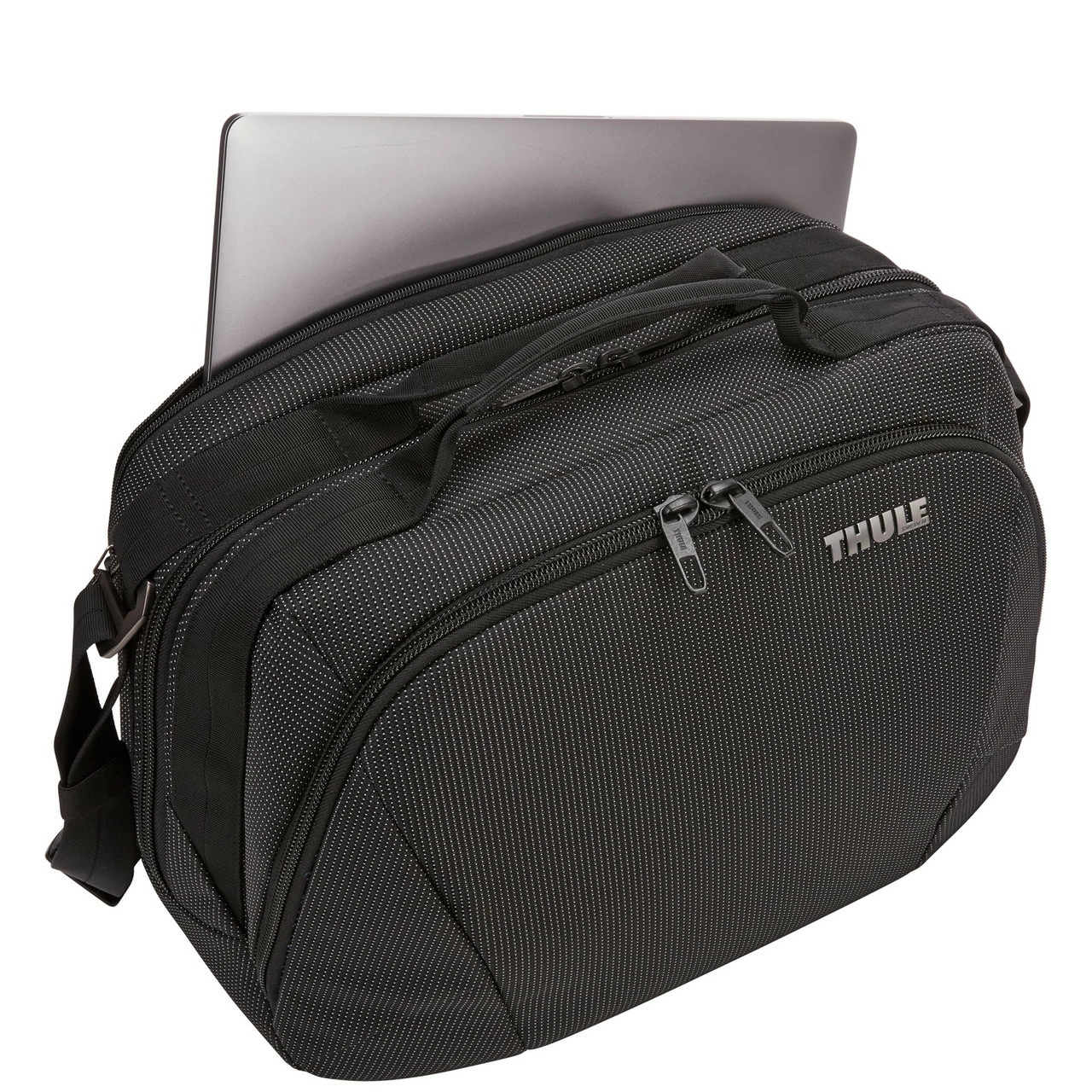 Thule Crossover 2 Boarding Bag 5 Thule Crossover 2 Boarding Bag - Image 5