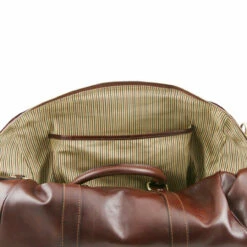 Tuscany Leather Duffle Bag With Rear Pocket Small - 42cm -Luggage Store tl141250 1 6 1 63826.1659358747